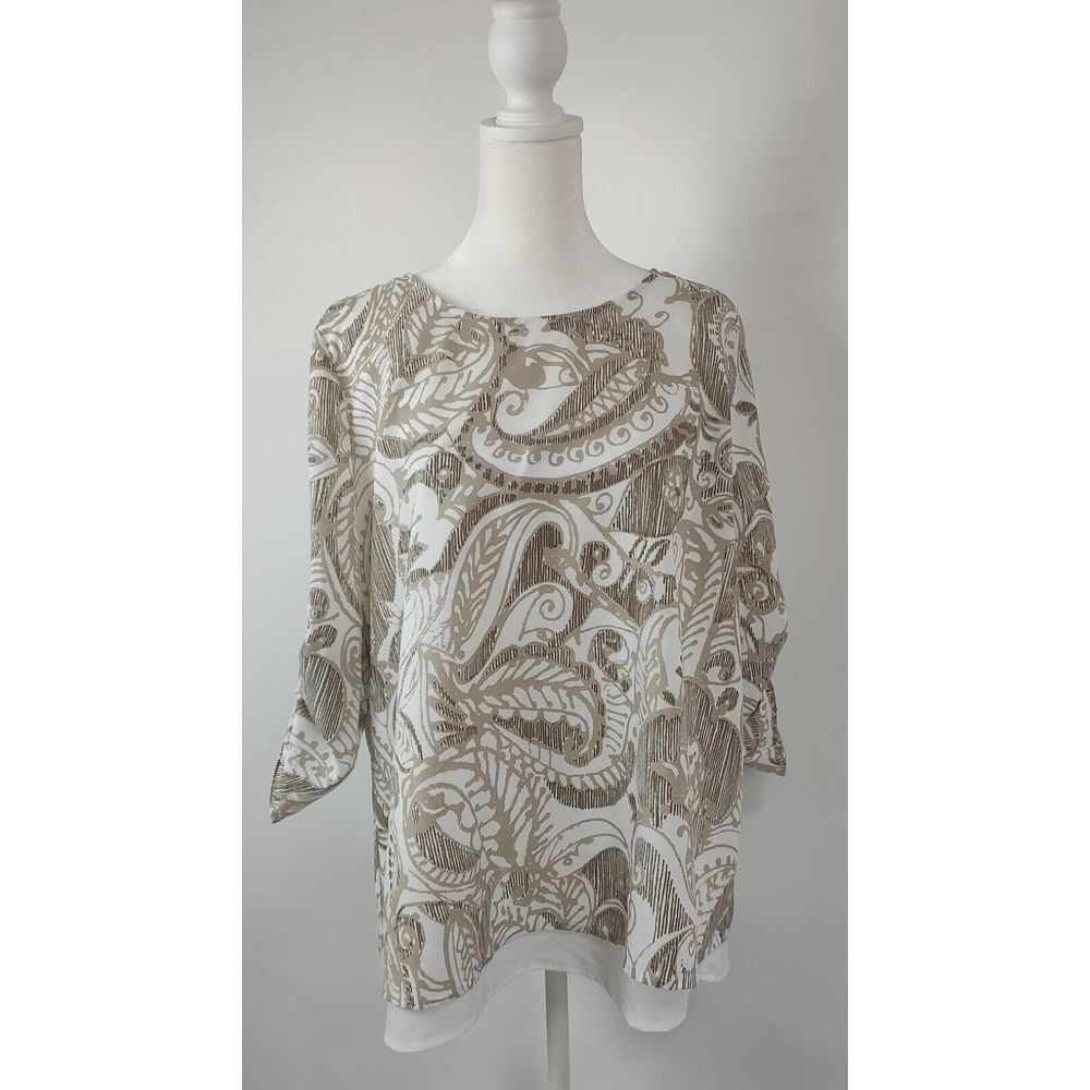 Chico's Tan White Paisley Split Back Layered Blouse 3/4 Sleeve Size 1 Medium